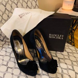 Badgley Mischka Maribelle Black Suede Pump